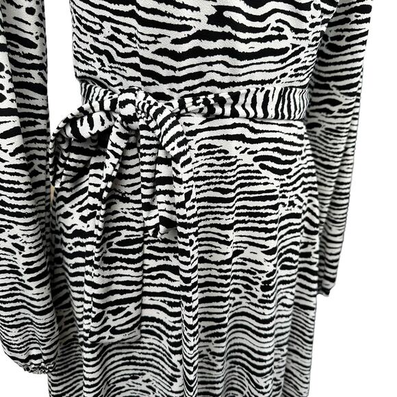 Zebra Print Wrap Dress Womens SZ S Long Sleeve Stretchy Belted Boho Animal Soft - Picture 13 of 15